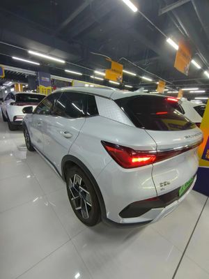 Trasmissione automatica di auto elettrica usata affidabile e conveniente a New York